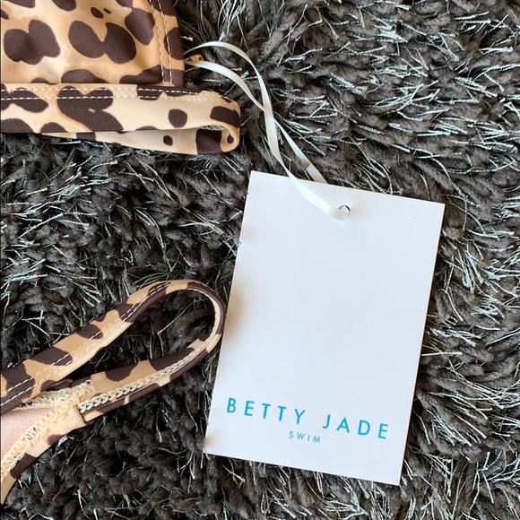 🆕 Cheetah Micro Triangle Bikini L - Picture 11 of 14